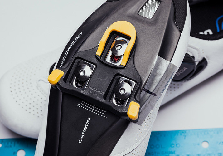 Jak prawidłowo ustawić bloki w butach rowerowych?