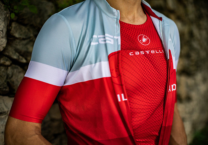 „Czy bielizna termoaktywna jest mi potrzebna w lato?“