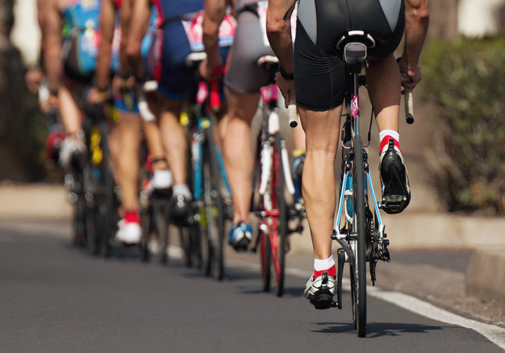 POCZĄTKI W KOLARSKIM PELETONIE