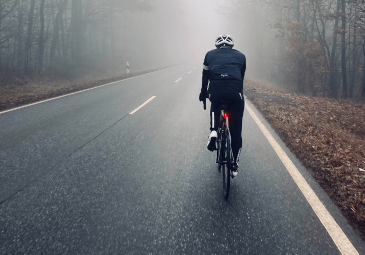 Co pić podczas jazdy na rowerze zimą?