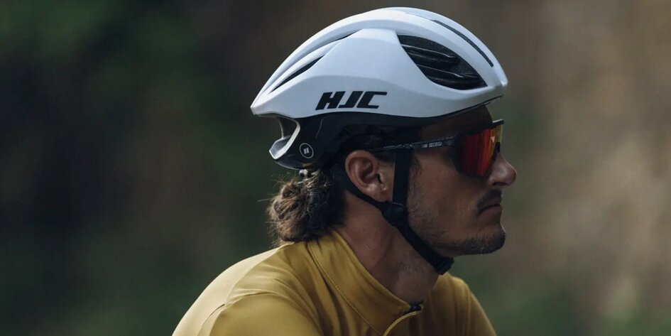 Kask ratuje życie - dlaczego warto w nim jeździć?>