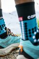 COMPRESSPORT Kolarskie klasyczne skarpetki - PRO RACING WINTER TRAIL - jasnoniebieski/niebieski