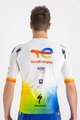 SPORTFUL Koszulka kolarska z krótkim rękawem - TOTAL ENERGIES 2022 - biały/niebieski/pomarańczowy/żółty