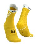 COMPRESSPORT Kolarskie klasyczne skarpetki - PRO RACING SOCKS V4.0 TRAIL - żółty