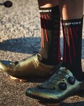 COMPRESSPORT Kolarskie klasyczne skarpetki - AERO - czerwony/czarny
