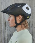 POC Kask kolarski - AXION RACE MIPS - czarny