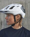 POC Kask kolarski - AXION RACE MIPS - czarny/biały