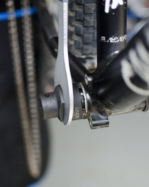 UNIOR Narzędzia rowerowe - CENTRAL COMPOSITION TOOL - czarny