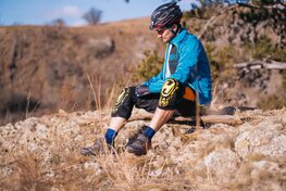 HAVEN Kask kolarski - TOLTEC LUMIERE - czarny/czerwony