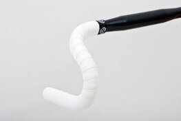 BIKERIBBON owijka na kierownicę - CORK - biały