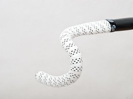 BIKERIBBON owijka na kierownicę - DROPS - biały